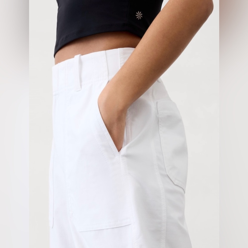 NWT-Athleta White Skyline Utility Barrel  Pant, Size 12 Petite - Picture 5 of 8